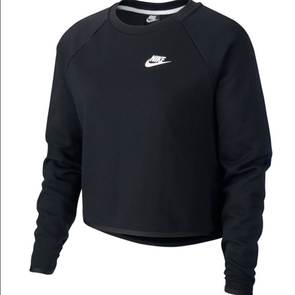 Nike Tops - Nike Women’s Sportswear Tech Fleece Crew